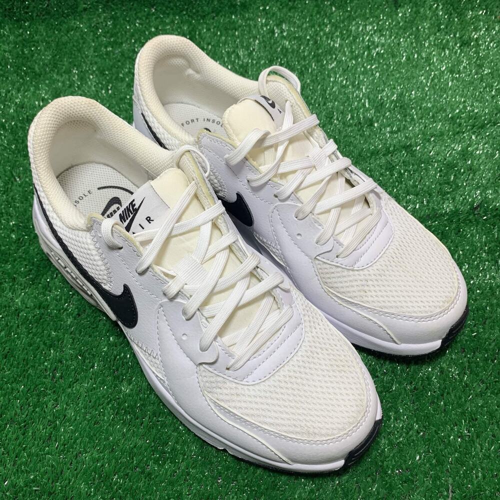 Nike Air Max Excee Womens 7 White Black CD5432-101 Shoes